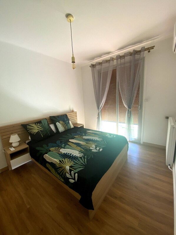 2 Schlafzimmer, Bügeleisen/Bügelbrett, WLAN, Bettwäsche