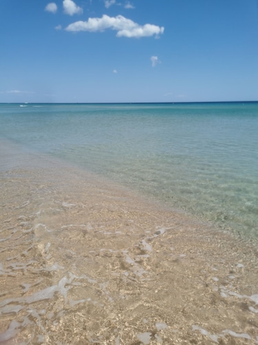 Villa Indipendente a 200 m. Dalla Spiaggia S. Margherita di Pula 40km. Cagliari