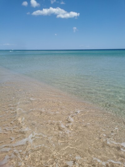Villa Indipendente a 200 m. Dalla Spiaggia S. Margherita di Pula 40km. Cagliari