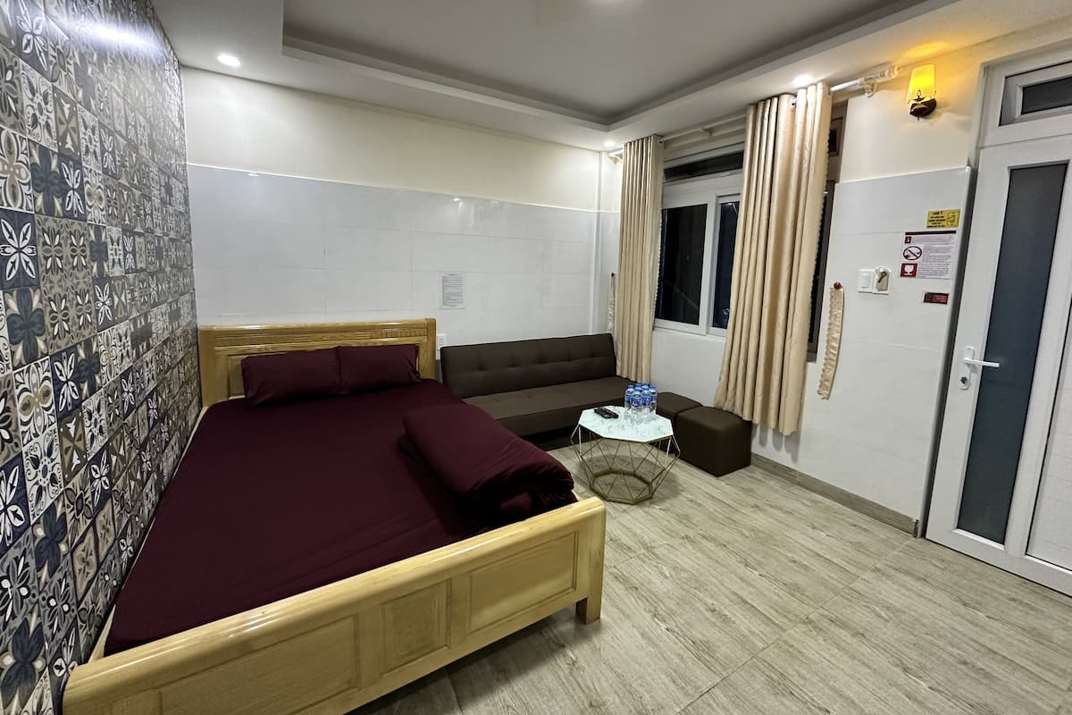 Habitación panorámica doble, 1 cama de matrimonio | Tabla de planchar con plancha y wifi gratis