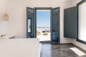4 bedrooms, in-room safe, iron/ironing board, free WiFi - Villa Vesper Paros Golden beach (Paros)