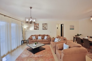 Family Apartment | Living area - Parkside boutique 3 bedroom apartment (Cairo)