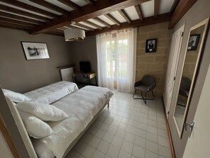 2 makuuhuonetta, Wi-Fi, vuodevaatteet