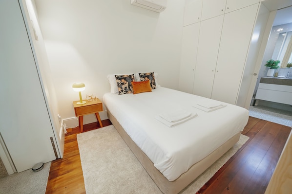 Premium Apartment, Garden View | 1 bedroom, iron/ironing board, free WiFi