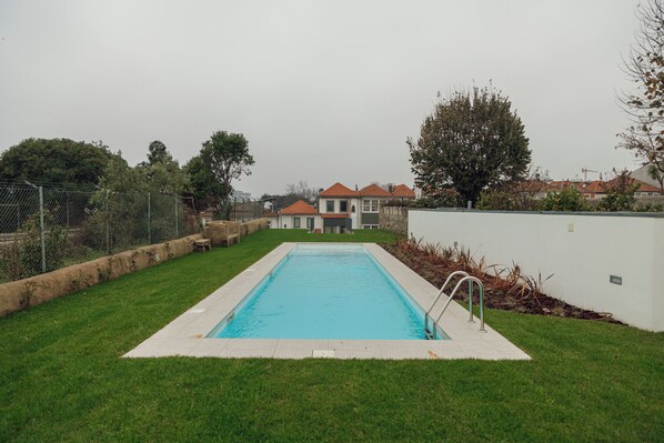 Hồ bơi ngoài trời 