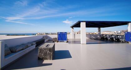 BajaSur Beach, short walk to the beach & ROOFTOP pool