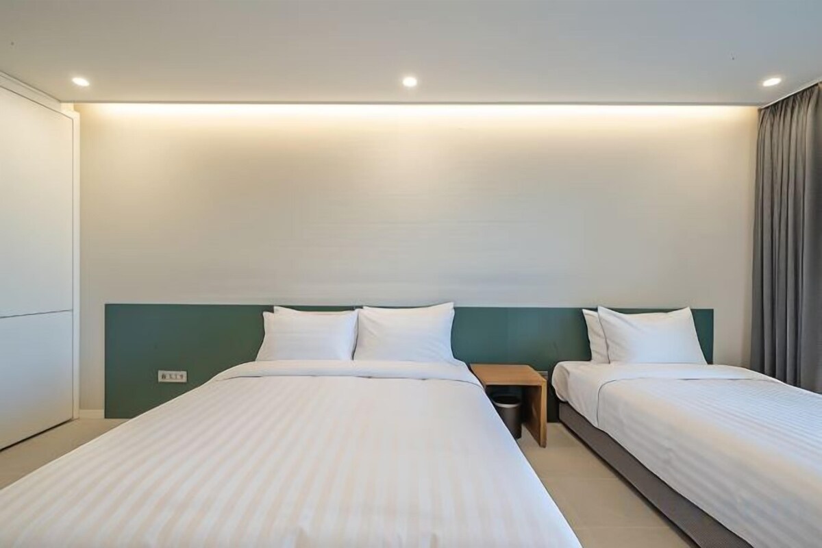 Wifi gratis y ropa de cama