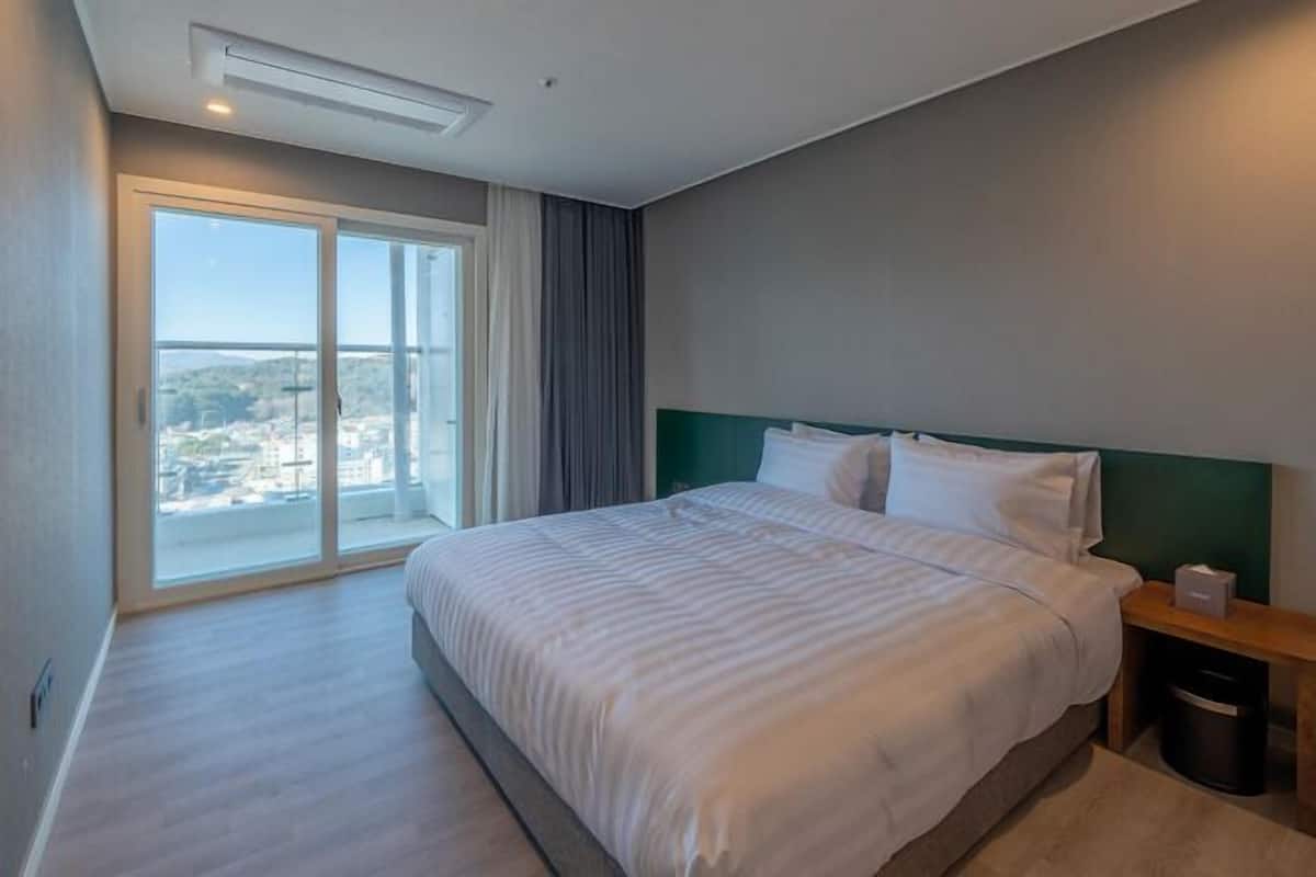 1 habitación, wifi gratis y ropa de cama