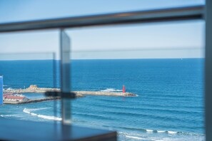 Superior Double Room, 2 Bedrooms, Ocean View | Balcony view - Chestertons Naksan (Yangyang)