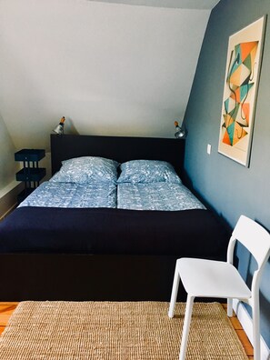 1 chambre, fer et planche à repasser, Wi-Fi, literie fournie