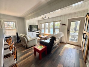 Smart TV, fireplace, printers