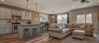 Arnold's Park on West Okoboji 2 Bedroom 2 Bath Condo, walk to all attractions.