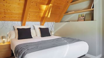 3 slaapkamers, een strijkplank/strijkijzer, wifi, beddengoed