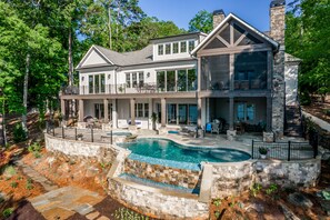 Pool - Perfect Masters Retreat or Family Lakehouse for Extended Getaway   (Greensboro)