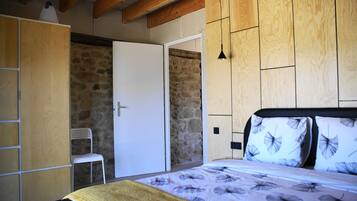 2 habitaciones, wifi gratis y ropa de cama