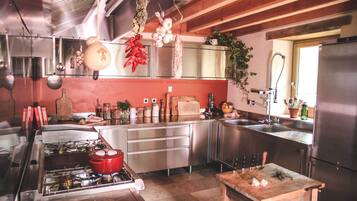 雪櫃、焗爐、爐具、咖啡機/沖茶器