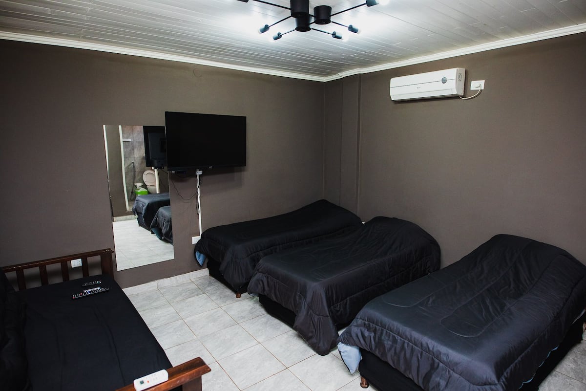 Standard Room | Hypo-allergenic bedding, blackout curtains, free WiFi