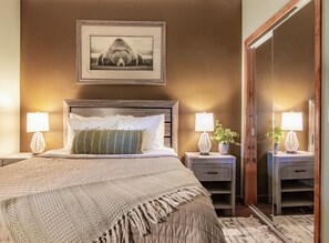 3 bedrooms, desk, iron/ironing board, travel crib - The Antler Overlook | Rocky Mountain Sunset Views on 3 Acres (Bailey)
