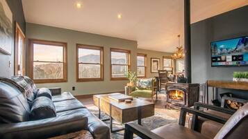 Smart-TV, peis og stereoanlegg