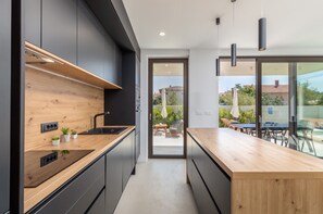 Private kitchen - Villa Adora (Pula)
