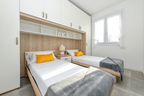 2 Schlafzimmer, Bügeleisen/Bügelbrett, Reisekinderbett, kostenloses WLAN