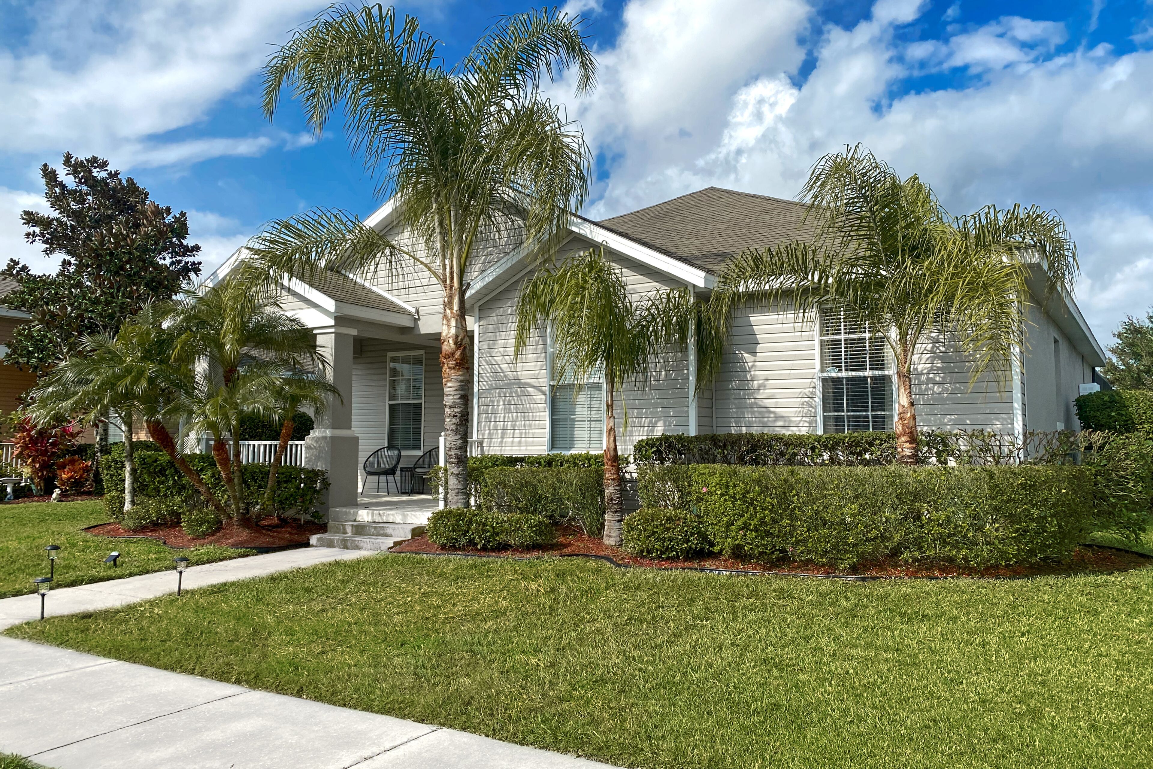 Village Resort close to theme parks! Family vacation home with Club House