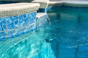 Outdoor pool, a heated pool - Village Resort close to theme parks! Family vacation home with Club House (Kissimmee)