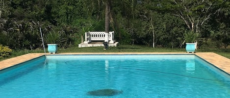 Piscine extérieure, piscine chauffée