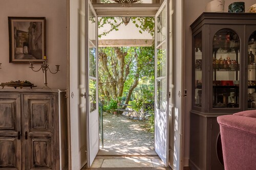 Romantic Challet in Old Town Sintra With Views. Pets are Welcome!