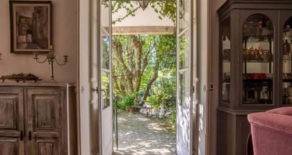 Romantic Challet in Old Town Sintra With Views. Pets are Welcome!