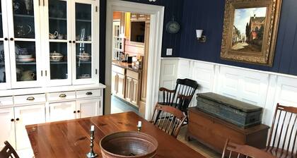 Solar, 2 BR, 1 Bath, UVa, Preston, Downtown, EV charger