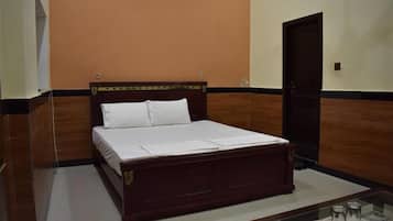 Deluxe-Doppelzimmer | Schallisolierte Zimmer, Bügeleisen/Bügelbrett, kostenloses WLAN