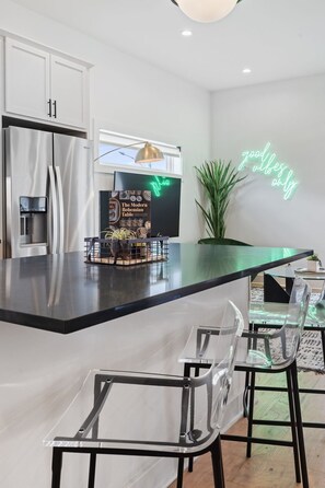 Dining - Luxury Nashville Home 8 minutes from Downtown, Rooftop Deck! (Nashville)