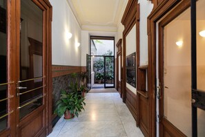 Interior - MagnoliaApartments - 5 Nirone Center (Milano)