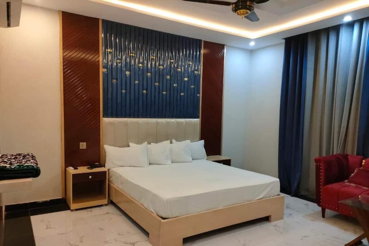 Kamar Double Deluks | Kedap suara dan Wi-Fi gratis