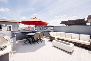 Outdoor dining - TreeHaus - Denver Colorado (Denver)