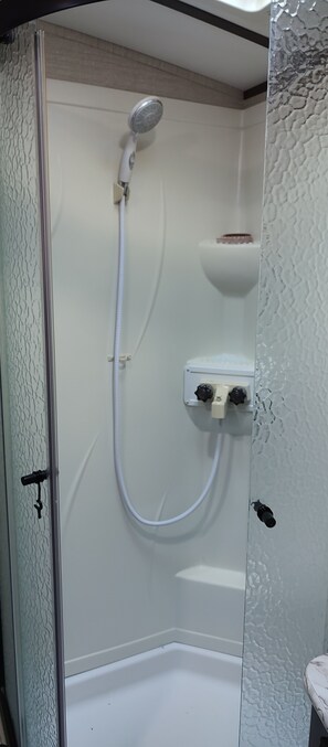 Hair dryer, towels, toilet paper - RV Rental in the Ocala National Forest, Florida. With boat ramp available. (Salt Springs)