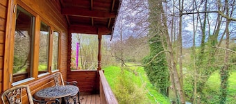 Pine Lodge - UK46279