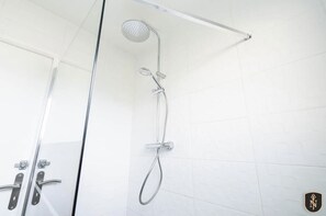 Handtücher, Toilettenpapier