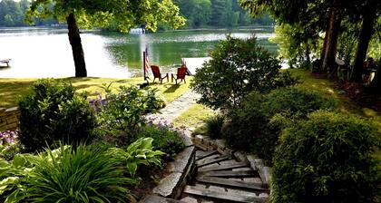 Waterfront house on Miner Lake- Waupaca Chain