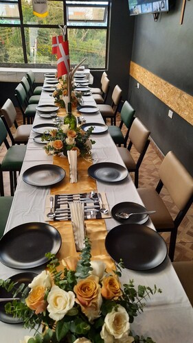 TripleTwo Loresho Inn