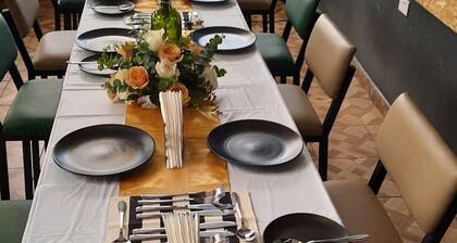 TripleTwo Loresho Inn