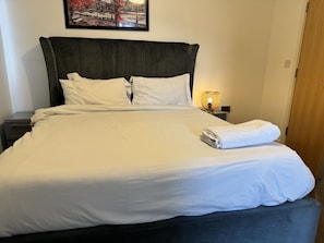 Economy Apartment | Living area - Havana 2 bed Apartment in london (London)