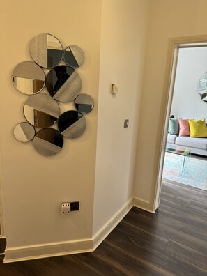 经济公寓 | 熨斗/熨衣板、免费 WiFi