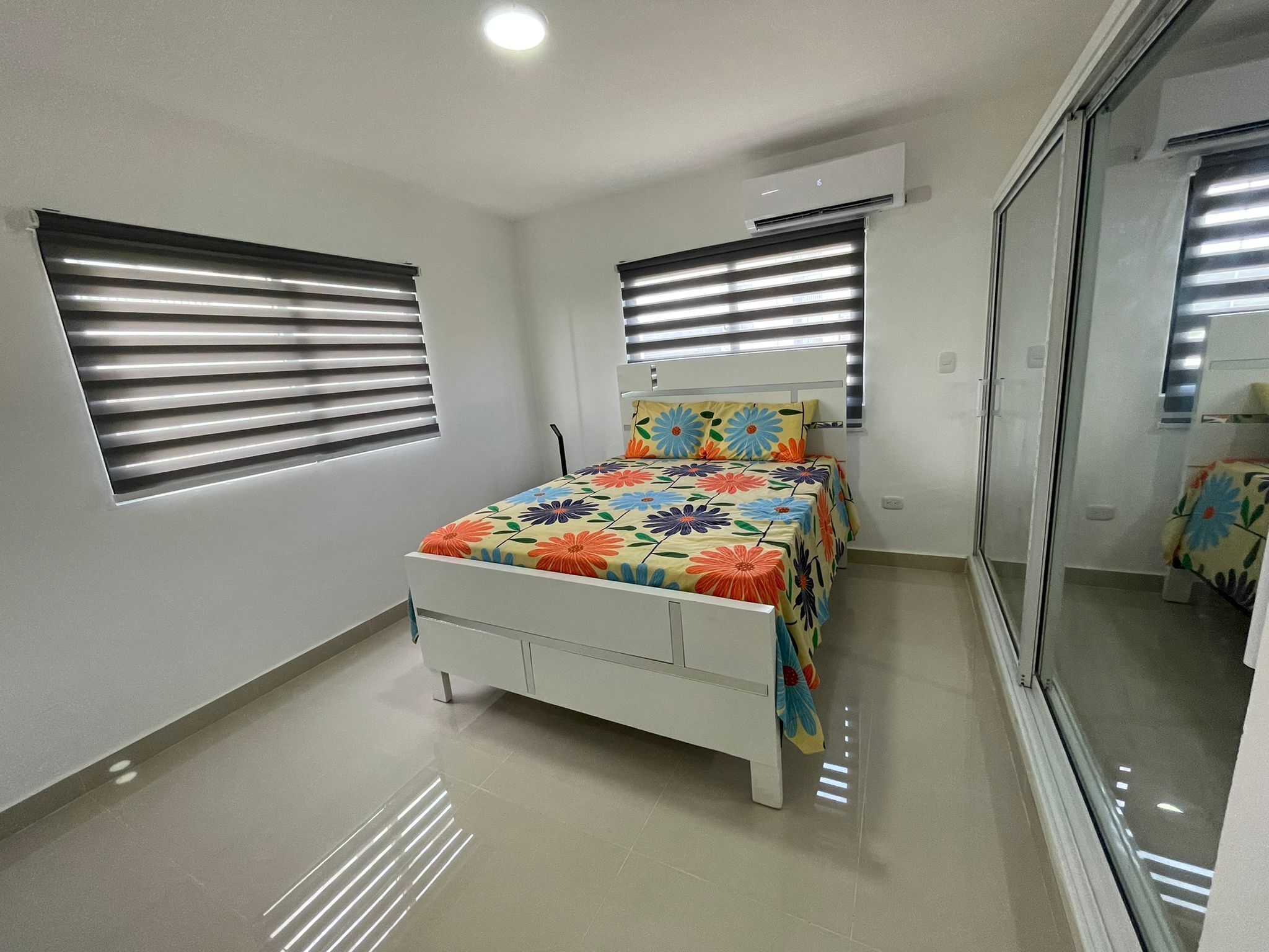3 bedrooms, iron/ironing board, WiFi