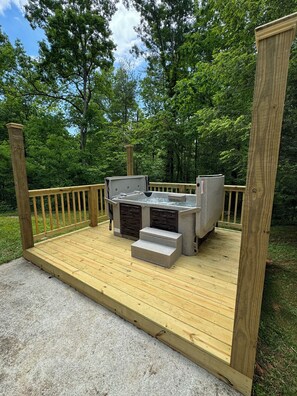 مغطس سبا خارجي