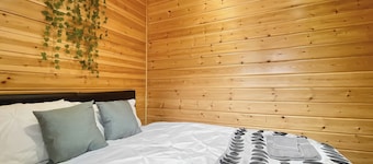 Magnolia Lodge-UK46280