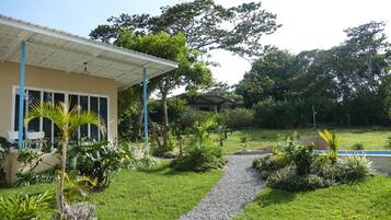 全景平房 | 客房内保险箱、特色装修、特色家居、笔记本电脑工作区