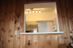 Interior - Mid-Century Modern Home with Attached Suite in Kanab, Utah. Vintage meets modern (Kanab)