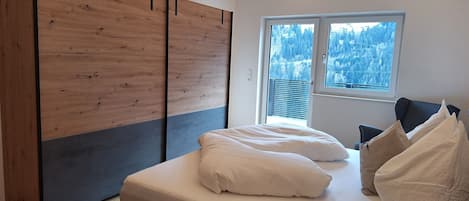 2 chambres, Wi-Fi gratuit, draps fournis